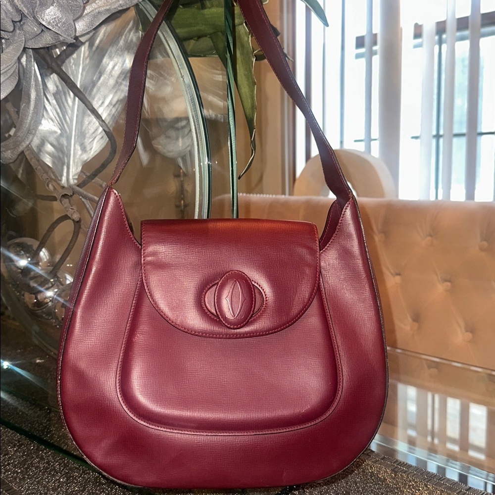 Cartier Vintage Red Burgundy
Leather Medium
Shoulder Bag